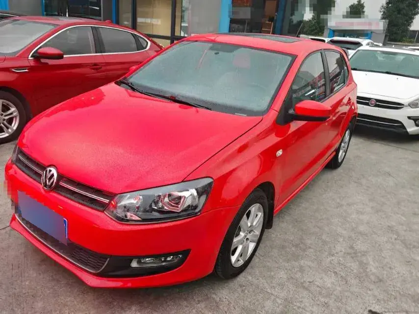 2011 Volkswagen Polo 1.4L 86HP L4 6AT