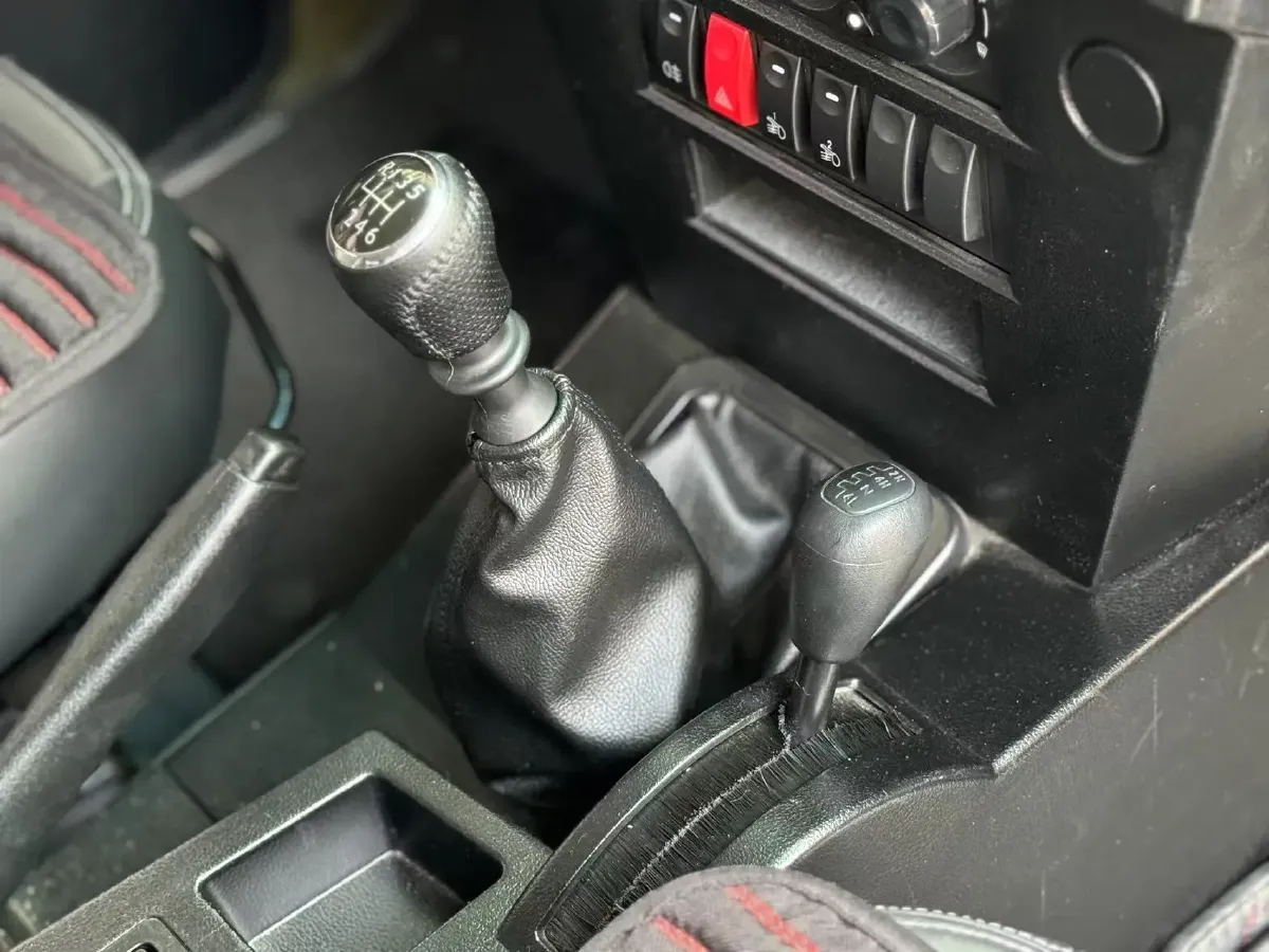 2023 BAW 212 2.4T 211HP L4 6MT,autocango,china used car exporter,china ev exporter,chinese used car exporter,chinese used ev exporter