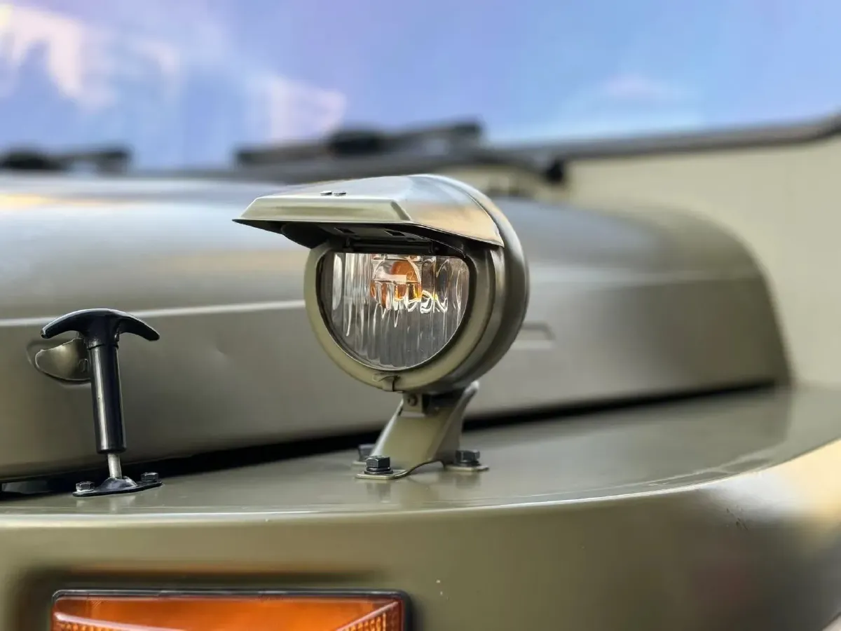 2023 BAW 212 2.4T 211HP L4 6MT,autocango,china used car exporter,china ev exporter,chinese used car exporter,chinese used ev exporter