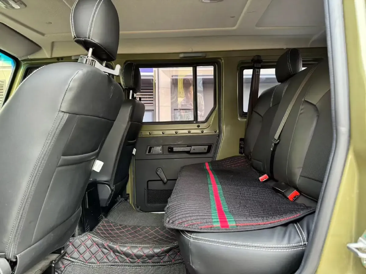 2023 BAW 212 2.4T 211HP L4 6MT,autocango,china used car exporter,china ev exporter,chinese used car exporter,chinese used ev exporter