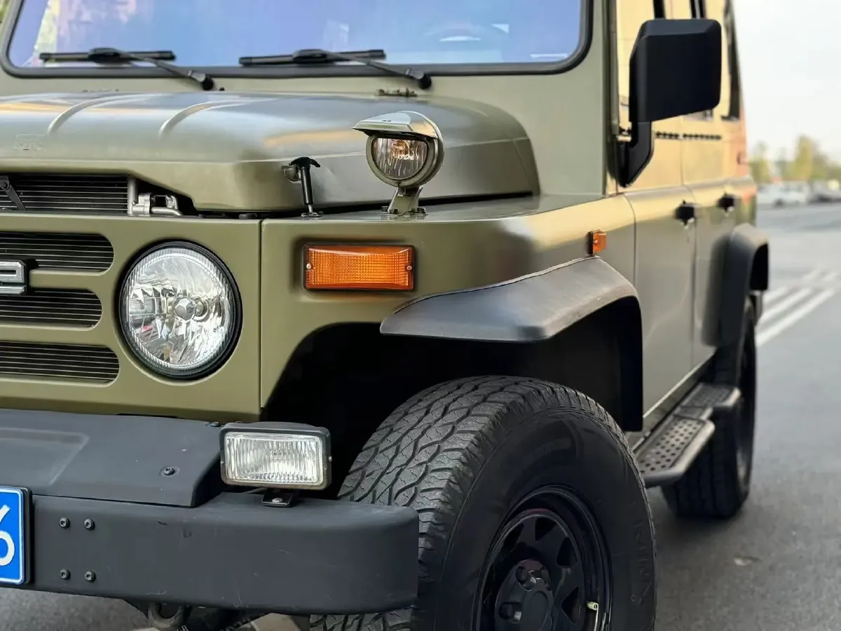 2023 BAW 212 2.4T 211HP L4 6MT,autocango,china used car exporter,china ev exporter,chinese used car exporter,chinese used ev exporter