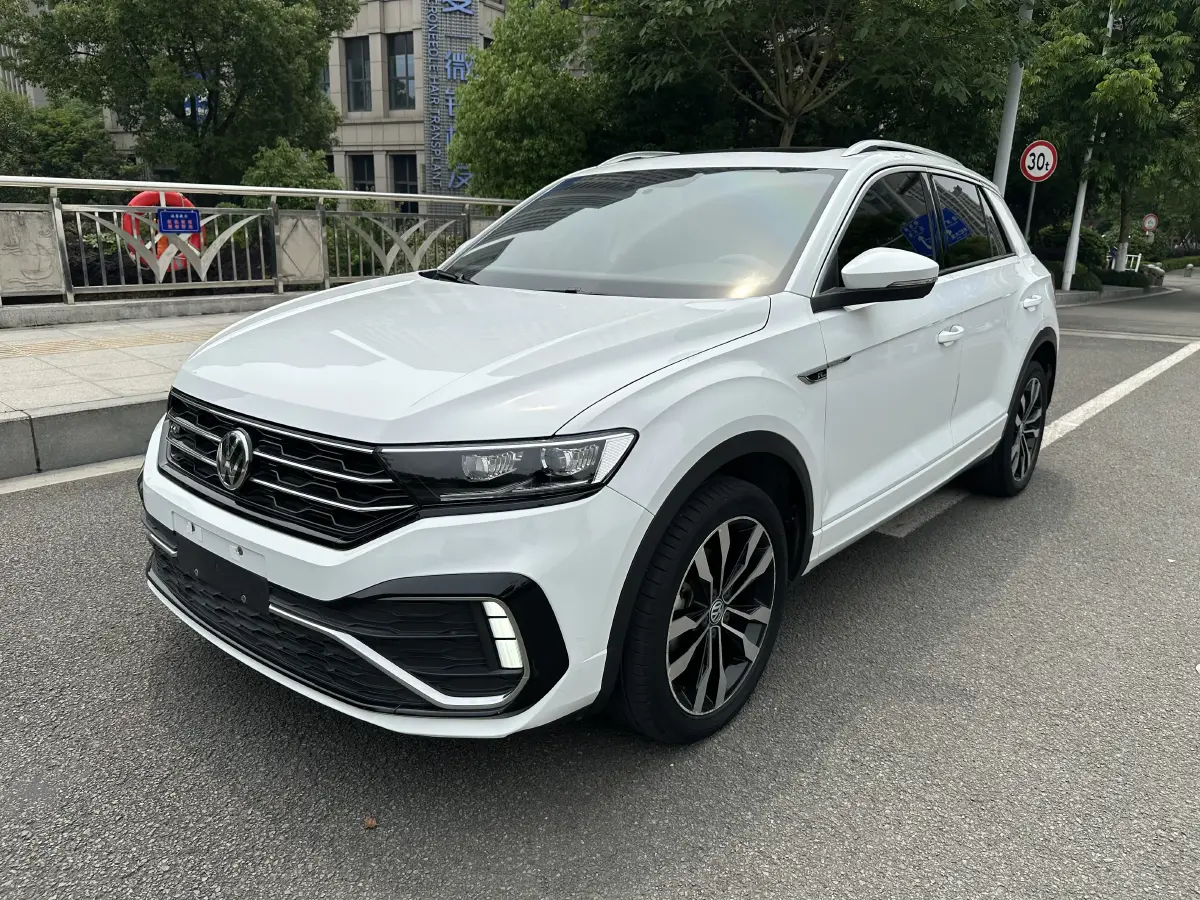 2020 Volkswagen T-Roc 1.4T 150HP L4 7DCT