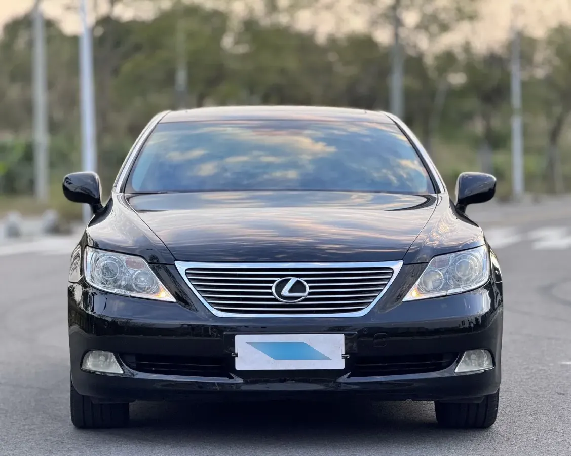 2006 Lexus LS 4.6L 346HP V8 8AT,autocango,china used car exporter,china ev exporter,chinese used car exporter,chinese used ev exporter