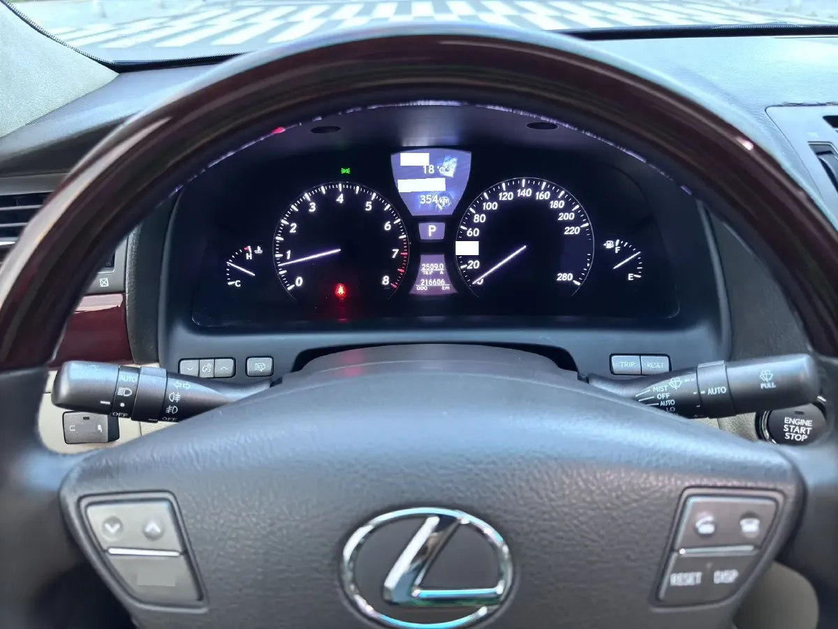 2006 Lexus LS 4.6L 346HP V8 8AT,autocango,china used car exporter,china ev exporter,chinese used car exporter,chinese used ev exporter