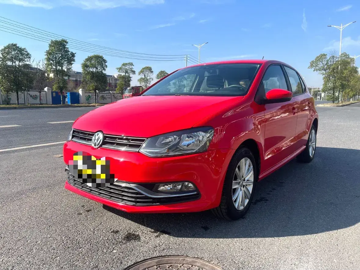 2014 Volkswagen Polo 1.6L 110HP L4 6AT