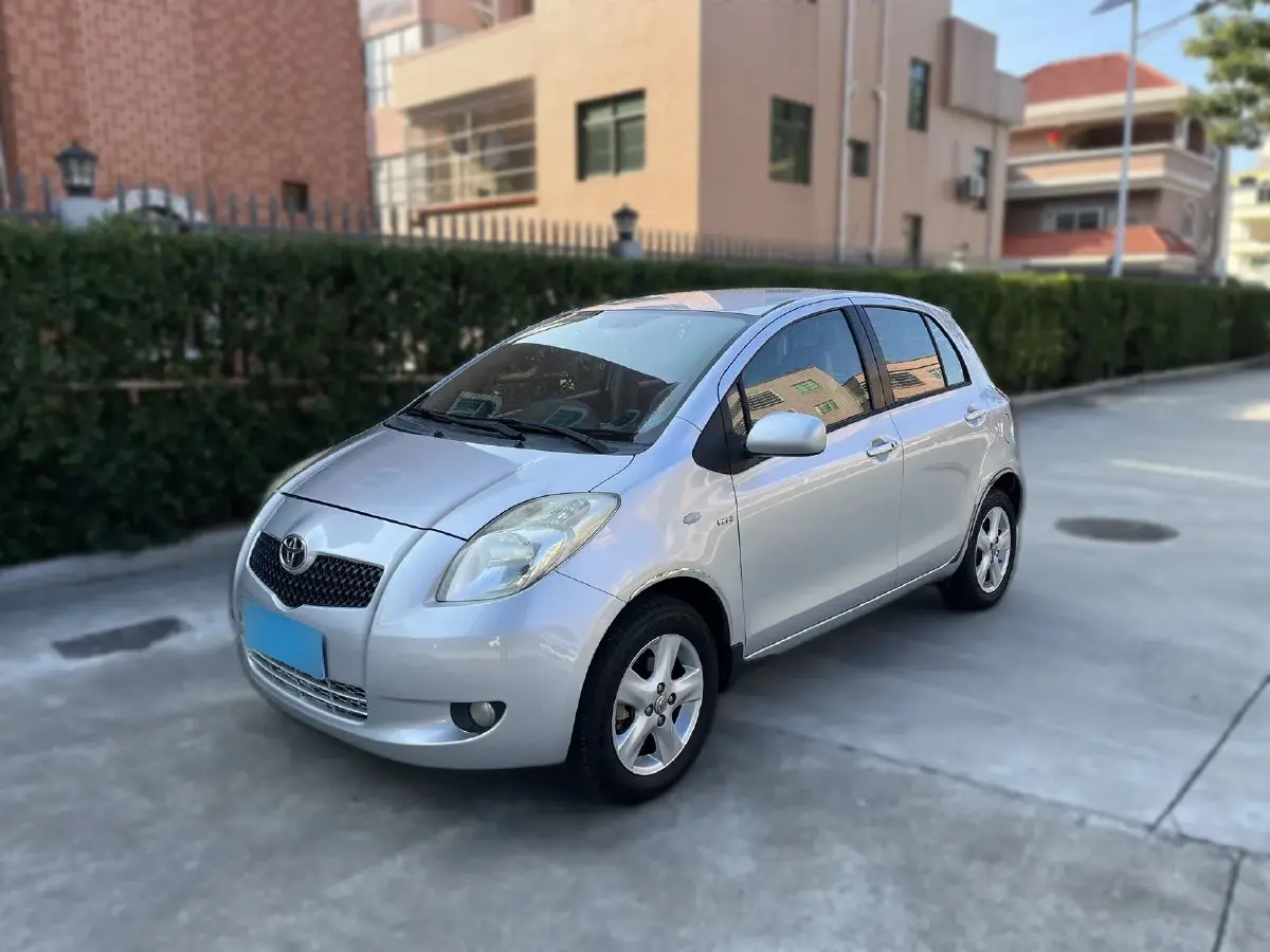 2008 Toyota Yaris 1.6L 118HP L4 4AT