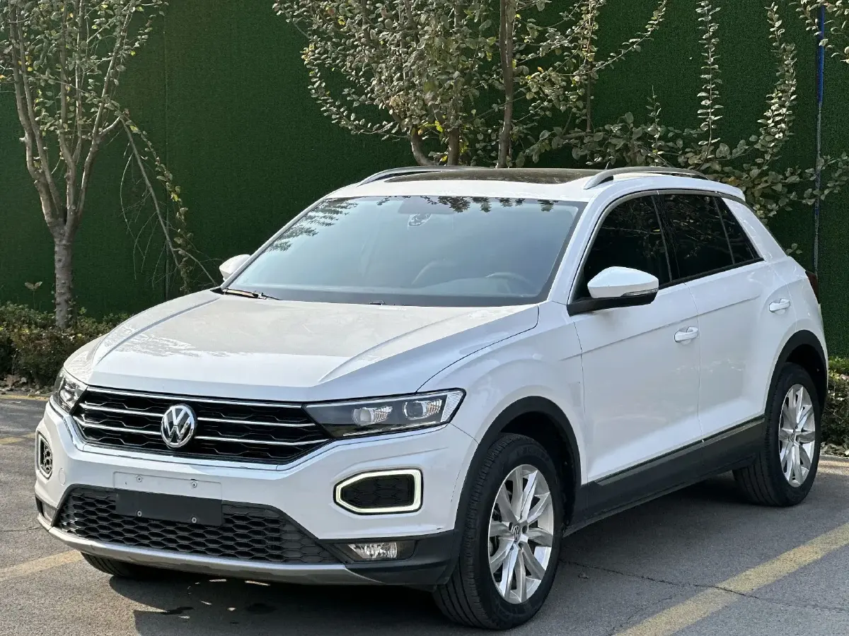 2020 Volkswagen T-Roc 1.4T 150HP L4 7DCT