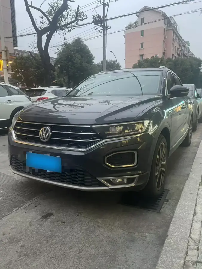 2019 Volkswagen T-Roc 1.4T 150HP L4 7DCT