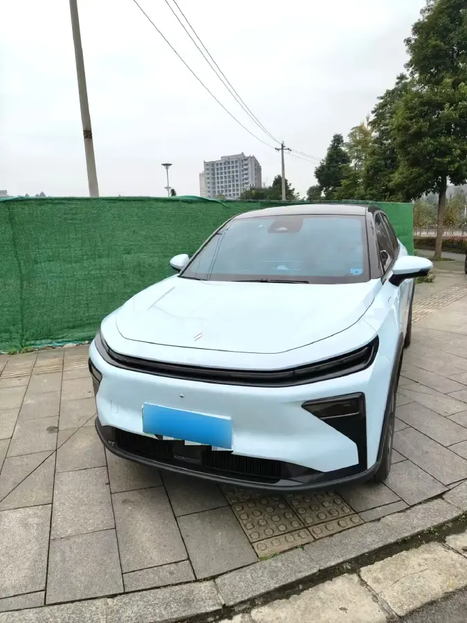 2023 Livan 7 BEV 50.4KWH