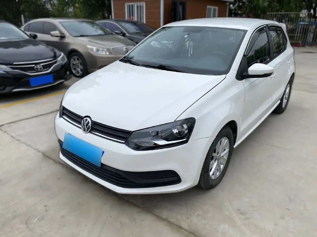 2018 Volkswagen Polo 1.5L 110HP L4 6AT