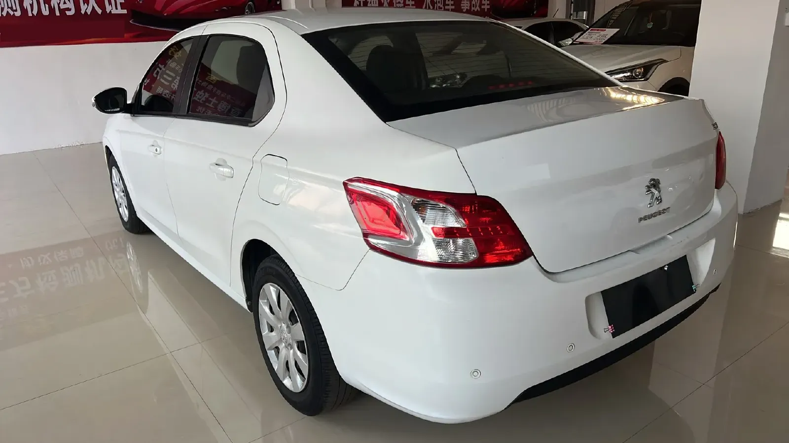 2014 Peugeot 301 1.6L 117HP L4 4AT,autocango,china used car exporter,china ev exporter,chinese used car exporter,chinese used ev exporter