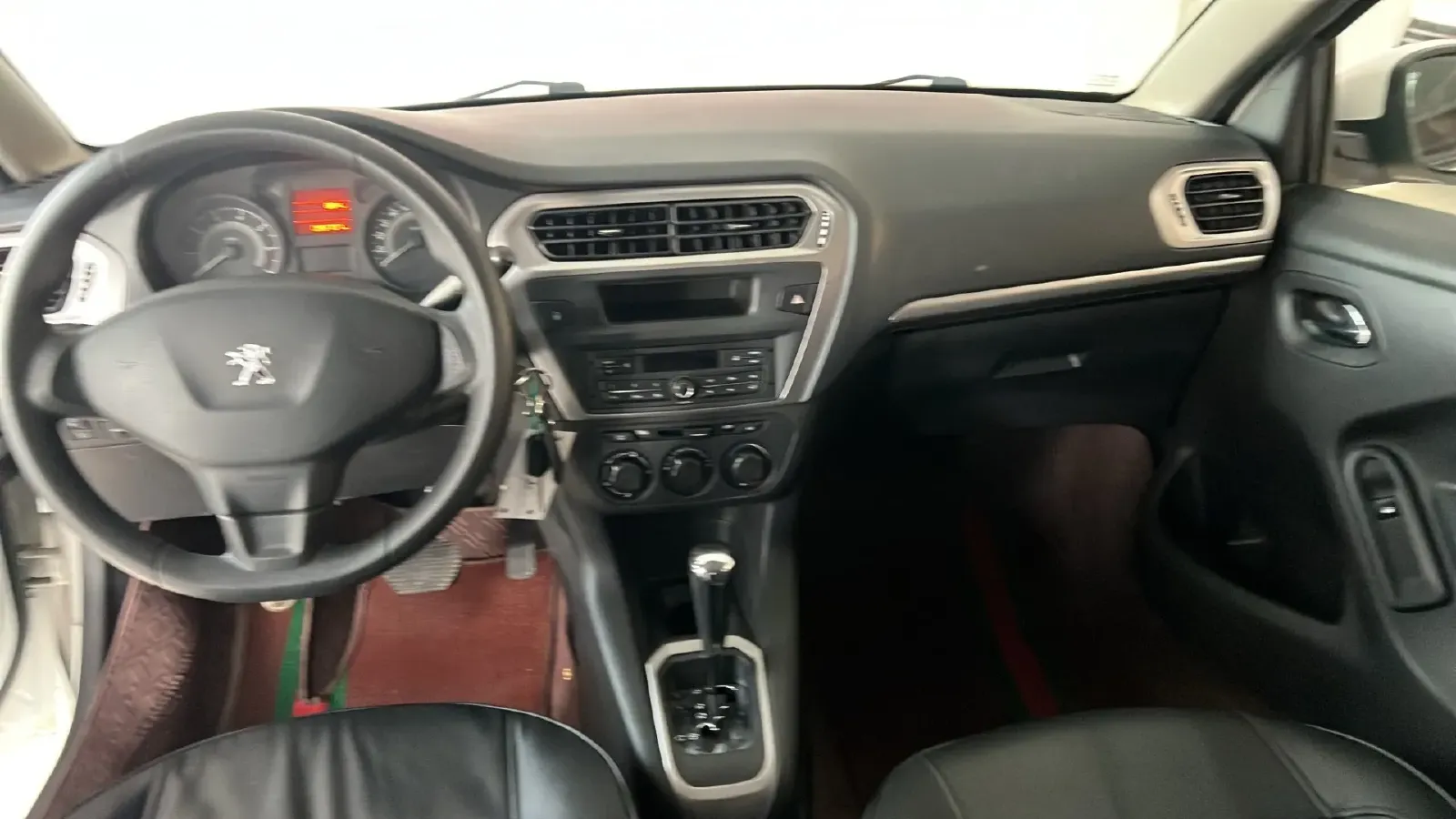 2014 Peugeot 301 1.6L 117HP L4 4AT,autocango,china used car exporter,china ev exporter,chinese used car exporter,chinese used ev exporter