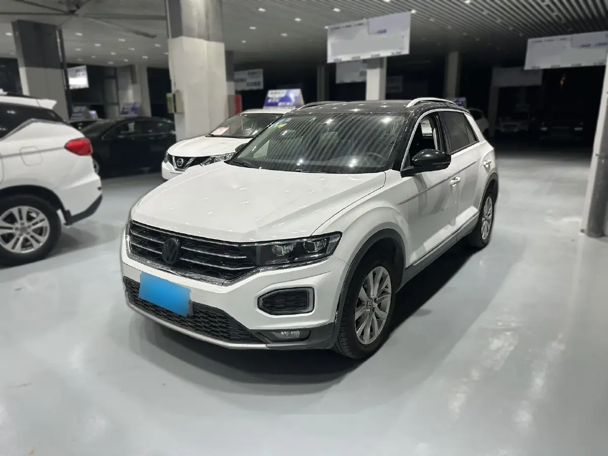 2018 Volkswagen T-Roc 1.4T 150HP L4 7DCT