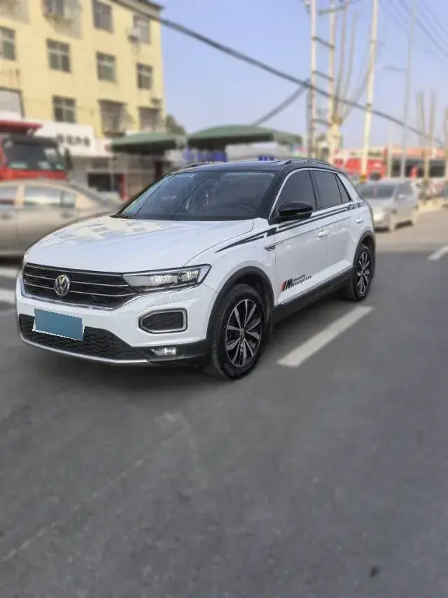 2019 Volkswagen T-Roc 1.4T 150HP L4 7DCT