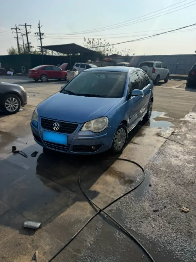 2009 Volkswagen Polo 1.4L 86HP L4 5MT