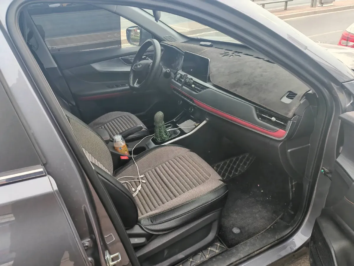 2022 Chery Tiggo 3 1.5L 116HP L4 5MT,autocango,china used car exporter,china ev exporter,chinese used car exporter,chinese used ev exporter