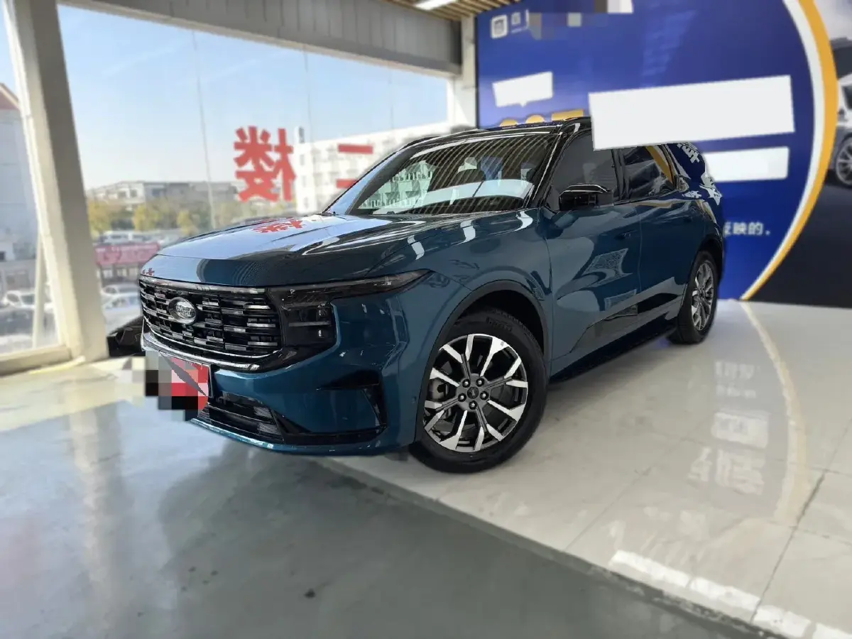 2023 Ford Edge 2.0T 252HP L4 8AT