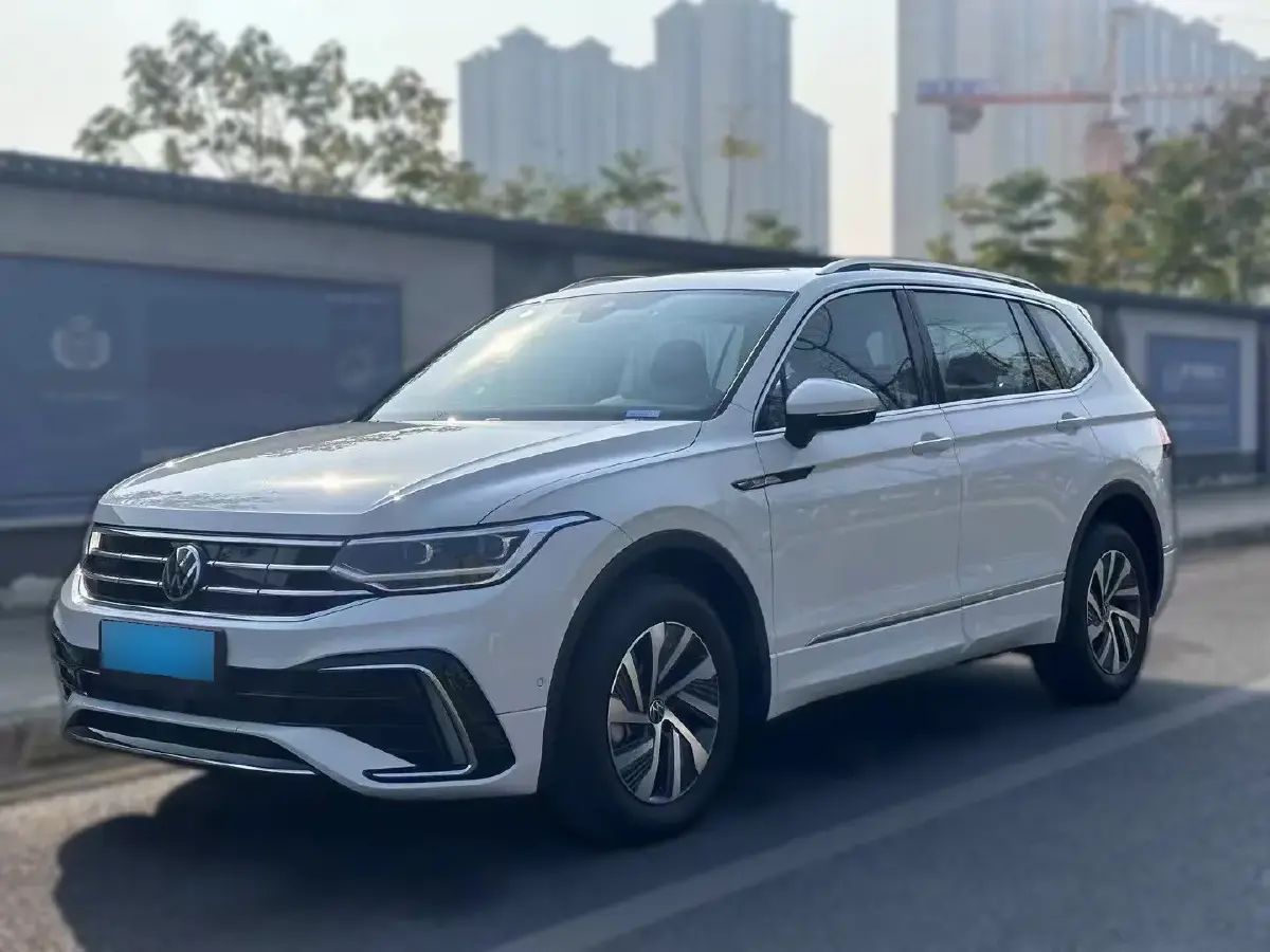 2023 Volkswagen Tiguan L 1.4T 150HP L4 6DCT PHEV 13KWH