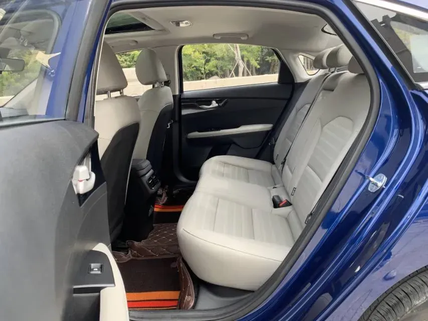 2023 Kia K3 1.5L 115HP L4 CVT,autocango,china used car exporter,china ev exporter,chinese used car exporter,chinese used ev exporter