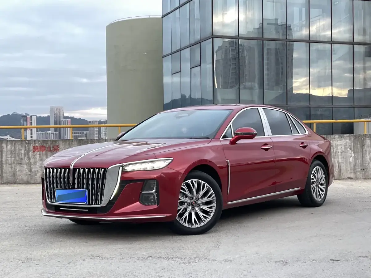2023 HongQi H5 1.5T 169HP L4 E-CVT Hybrid
