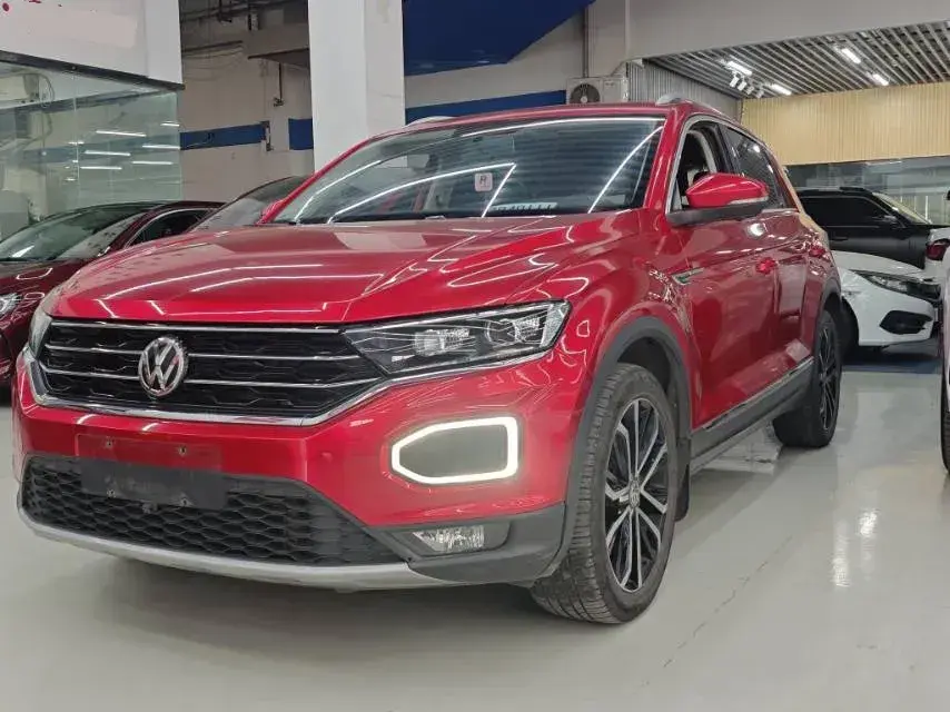 2020 Volkswagen T-Roc 1.4T 150HP L4 7DCT