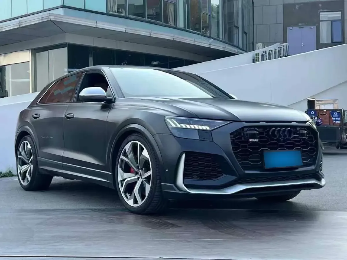 2022 Audi RS Q8 4.0T 600HP V8 8AT,autocango,china used car exporter,china ev exporter,chinese used car exporter,chinese used ev exporter