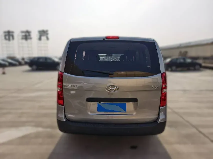 2011 Hyundai H-1 Wagon 2.4L 173HP L4 4AT,autocango,china used car exporter,china ev exporter,chinese used car exporter,chinese used ev exporter