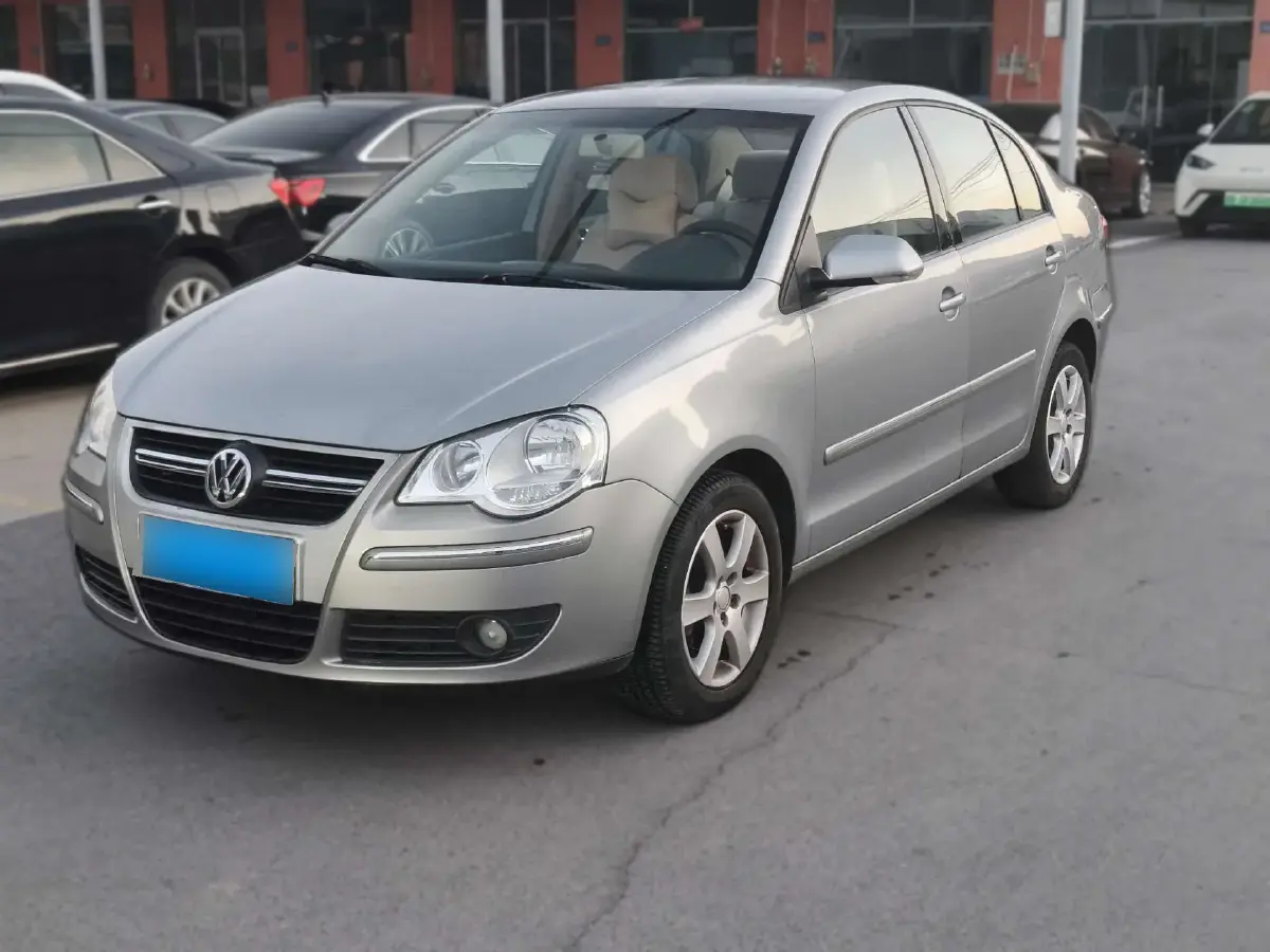 2009 Volkswagen Polo 1.6L 105HP L4 6AT