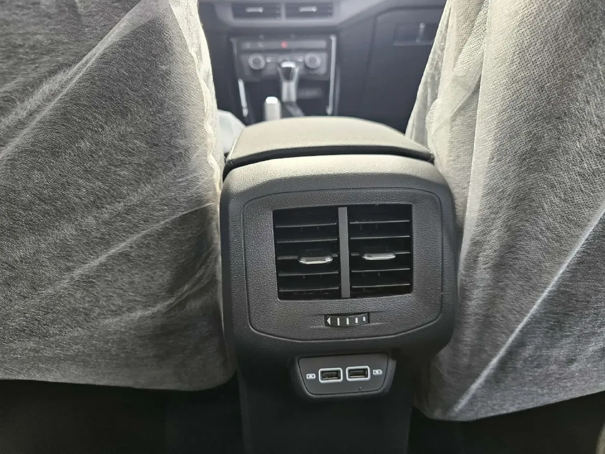 2023 Volkswagen Tacqua 1.2T 116HP L4 7DCT,autocango,china used car exporter,china ev exporter,chinese used car exporter,chinese used ev exporter