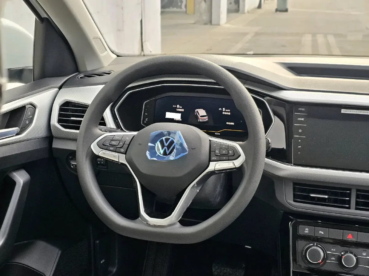 2023 Volkswagen Tacqua 1.2T 116HP L4 7DCT,autocango,china used car exporter,china ev exporter,chinese used car exporter,chinese used ev exporter