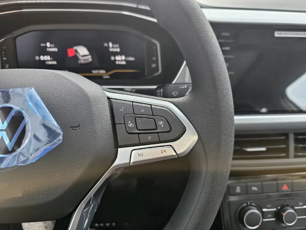 2023 Volkswagen Tacqua 1.2T 116HP L4 7DCT,autocango,china used car exporter,china ev exporter,chinese used car exporter,chinese used ev exporter