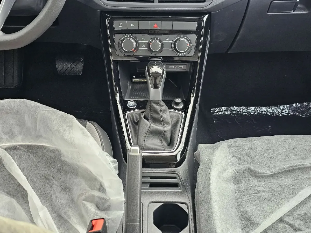 2023 Volkswagen Tacqua 1.2T 116HP L4 7DCT,autocango,china used car exporter,china ev exporter,chinese used car exporter,chinese used ev exporter