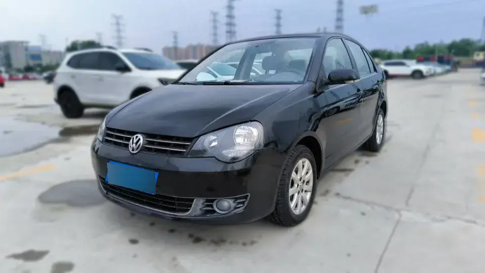 2011 Volkswagen Polo 1.4L 86HP L4 6AT