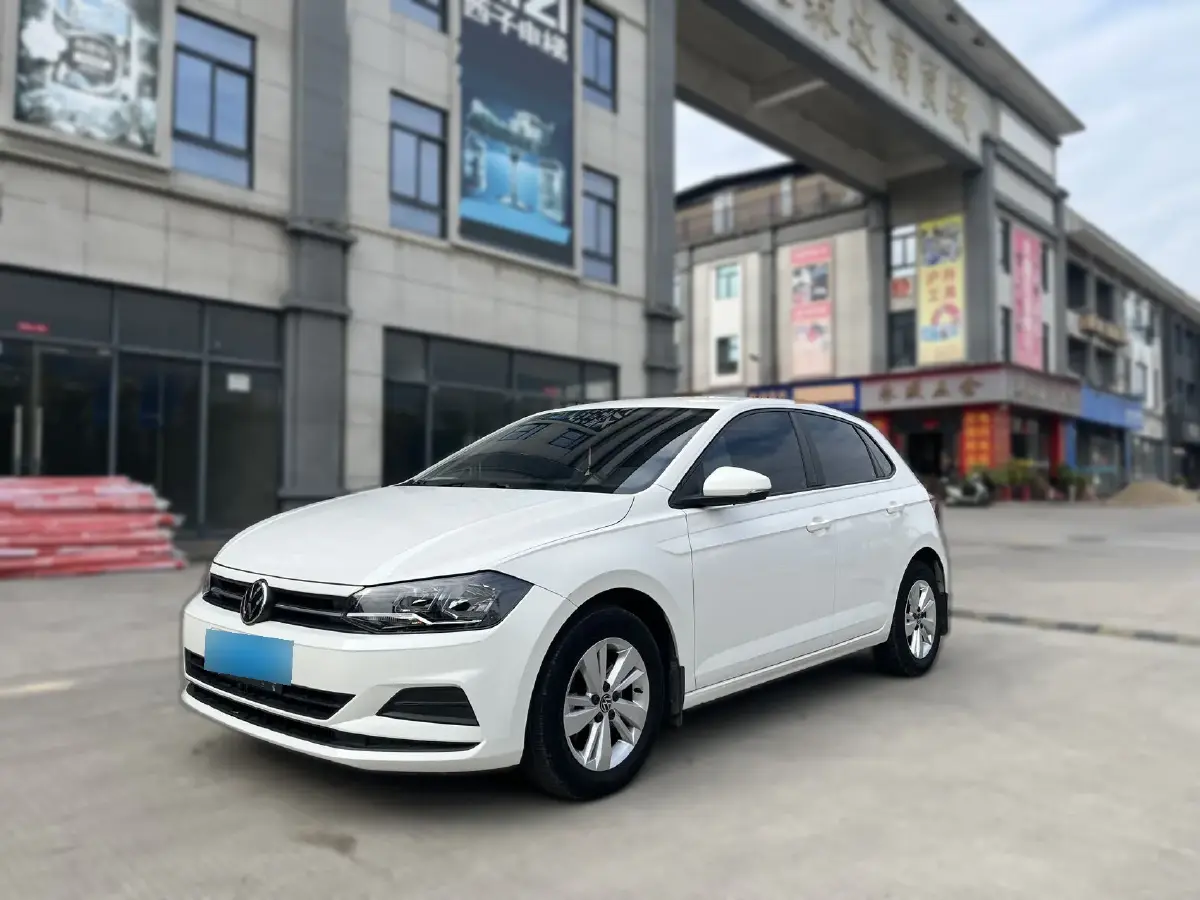 2023 Volkswagen Polo 1.5L 113HP L4 6AT