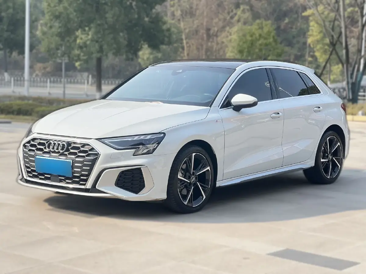 2022 Audi A3 1.4T 150HP L4 7DCT