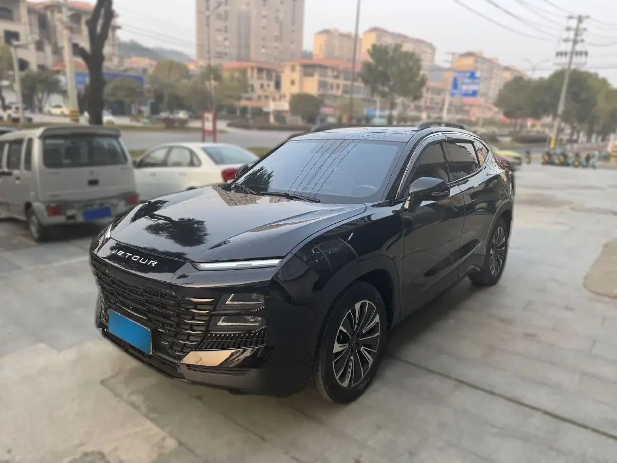 2022 Jetour DASHING 1.6T 197HP L4 7DCT