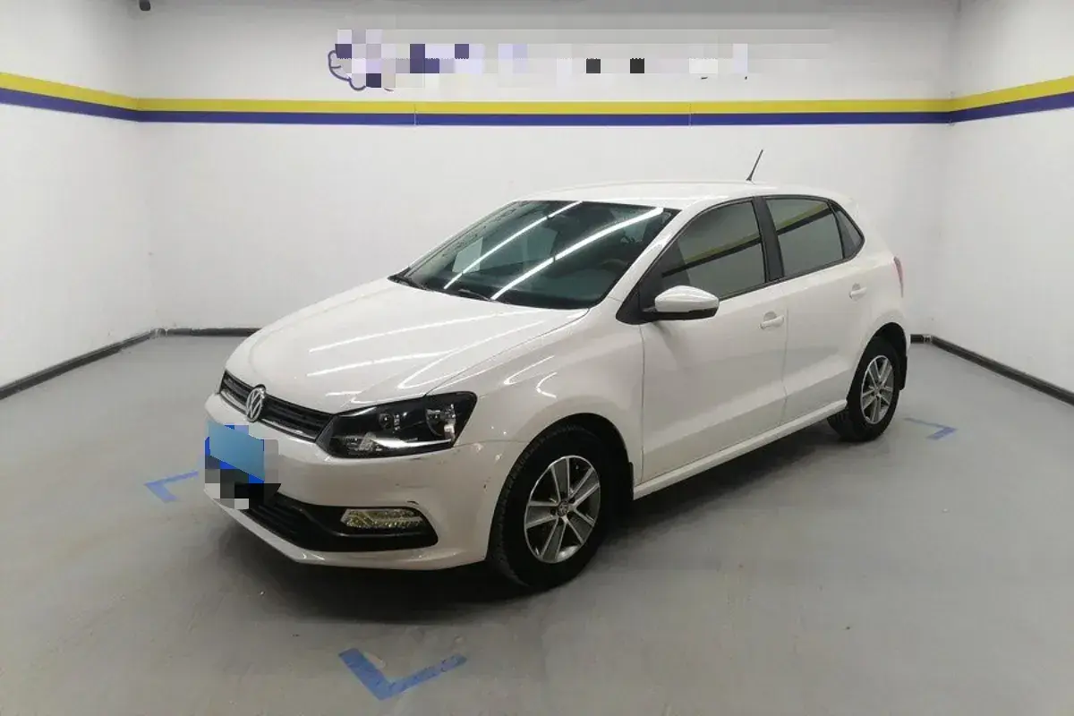 2016 Volkswagen Polo 1.4L 90HP L4 6AT
