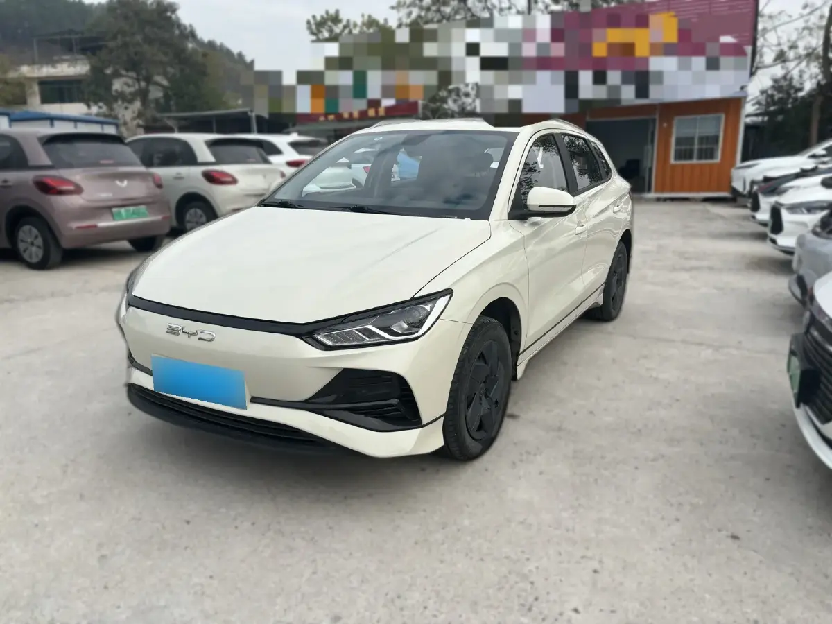 2023 BYD e2 BEV 43.2KWH