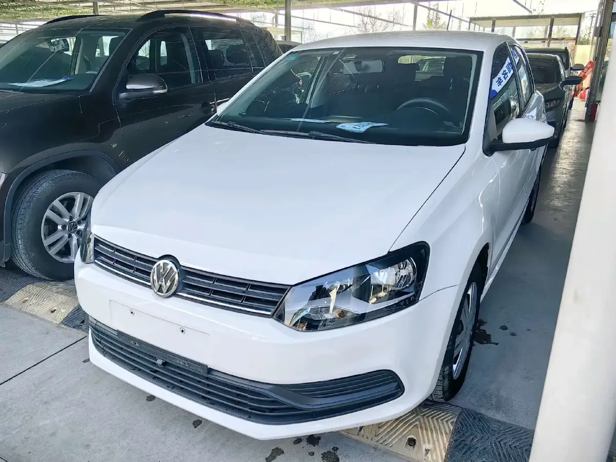 2018 Volkswagen Polo 1.5L 110HP L4 6AT