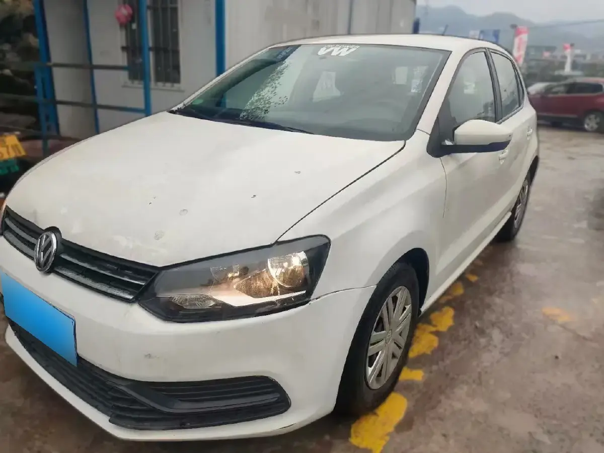 2018 Volkswagen Polo 1.5L 110HP L4 6AT
