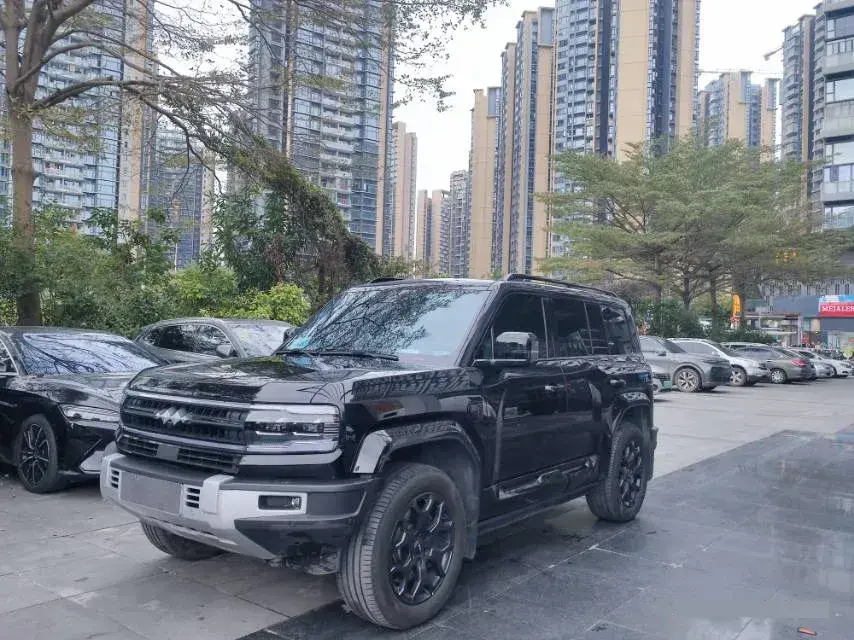 2024 FangChengBao Bao 5 1.5T 194HP L4 E-CVT PHEV 31.8KWH