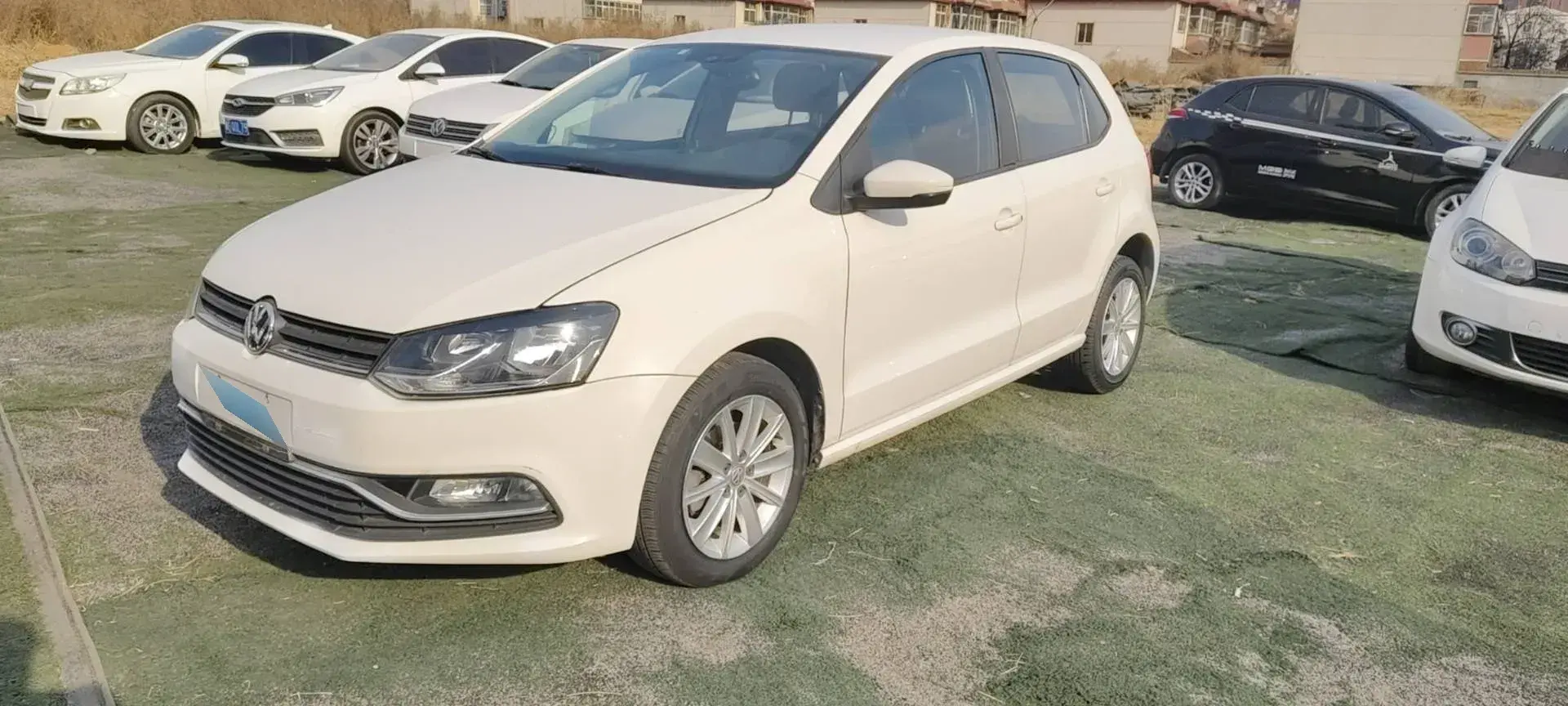 2014 Volkswagen Polo 1.6L 110HP L4 6AT