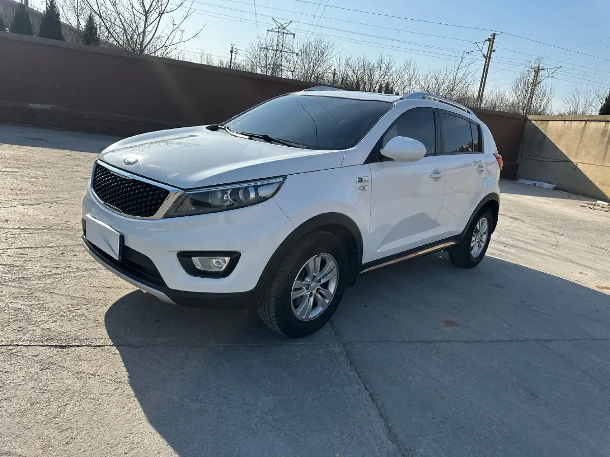 2016 Kia Sportage R 2.0L 165HP L4 6AT