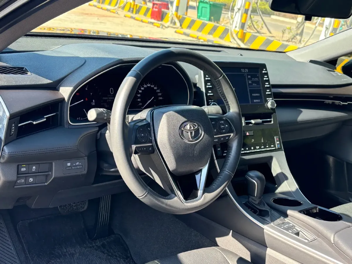2021 Toyota Avalon 2.5L 209HP L4 8AT,autocango,china used car exporter,china ev exporter,chinese used car exporter,chinese used ev exporter
