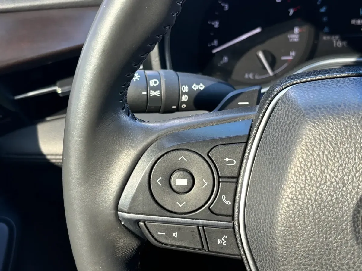 2021 Toyota Avalon 2.5L 209HP L4 8AT,autocango,china used car exporter,china ev exporter,chinese used car exporter,chinese used ev exporter