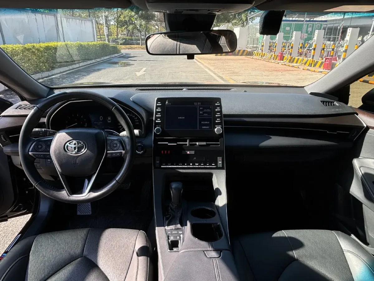 2021 Toyota Avalon 2.5L 209HP L4 8AT,autocango,china used car exporter,china ev exporter,chinese used car exporter,chinese used ev exporter