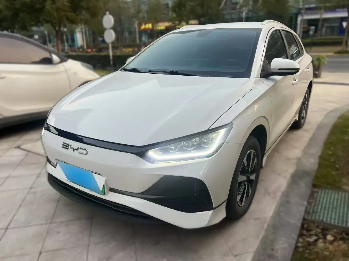 2024 BYD e2 BEV 43.2KWH