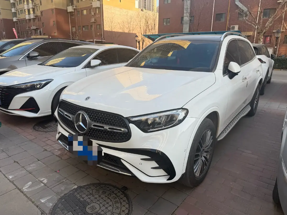 2023 Mercedes-Benz GLC Class 2.0T 258HP L4 9AT