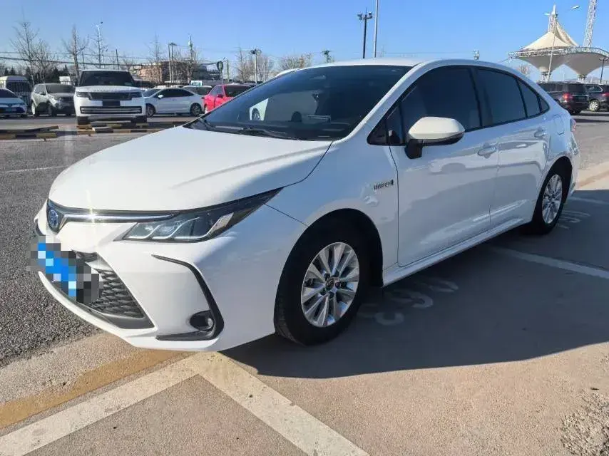 2023 Toyota Corolla 1.8L 98HP L4 E-CVT Hybrid