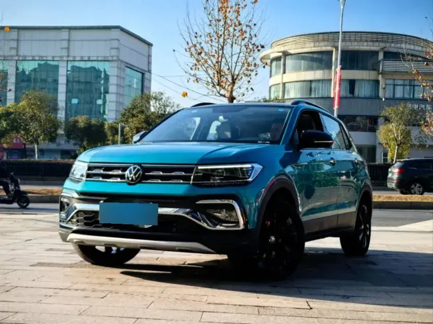 2023 Volkswagen T-Cross 1.4T 150HP L4 7DCT